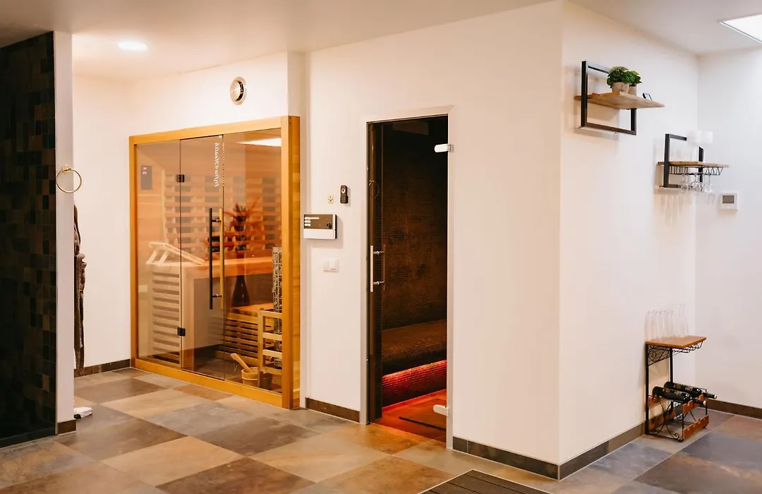 Bed&Wellness Maas en Waal-1